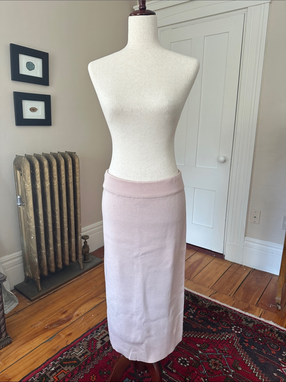 Pale pink wool blend knit midi pencil skirt